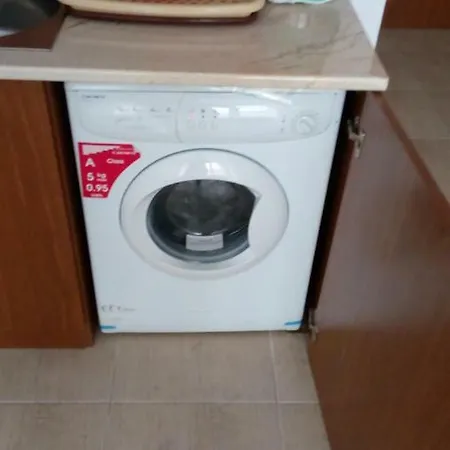 Orange Studio A14 & A39 Apartment *